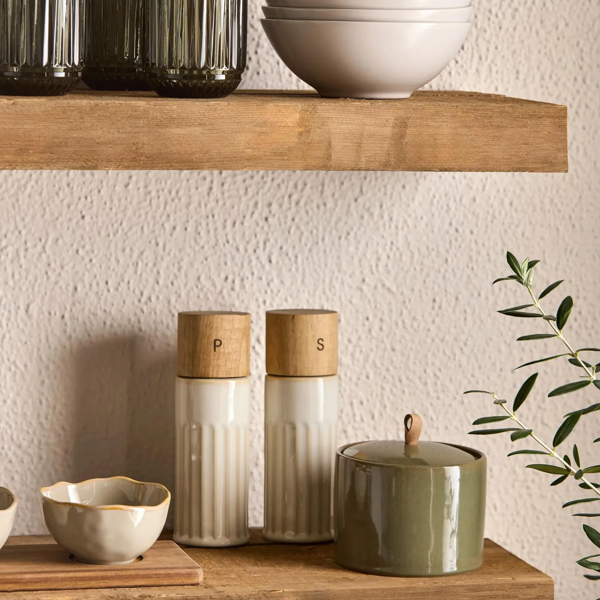 Beige Pepper Grinder