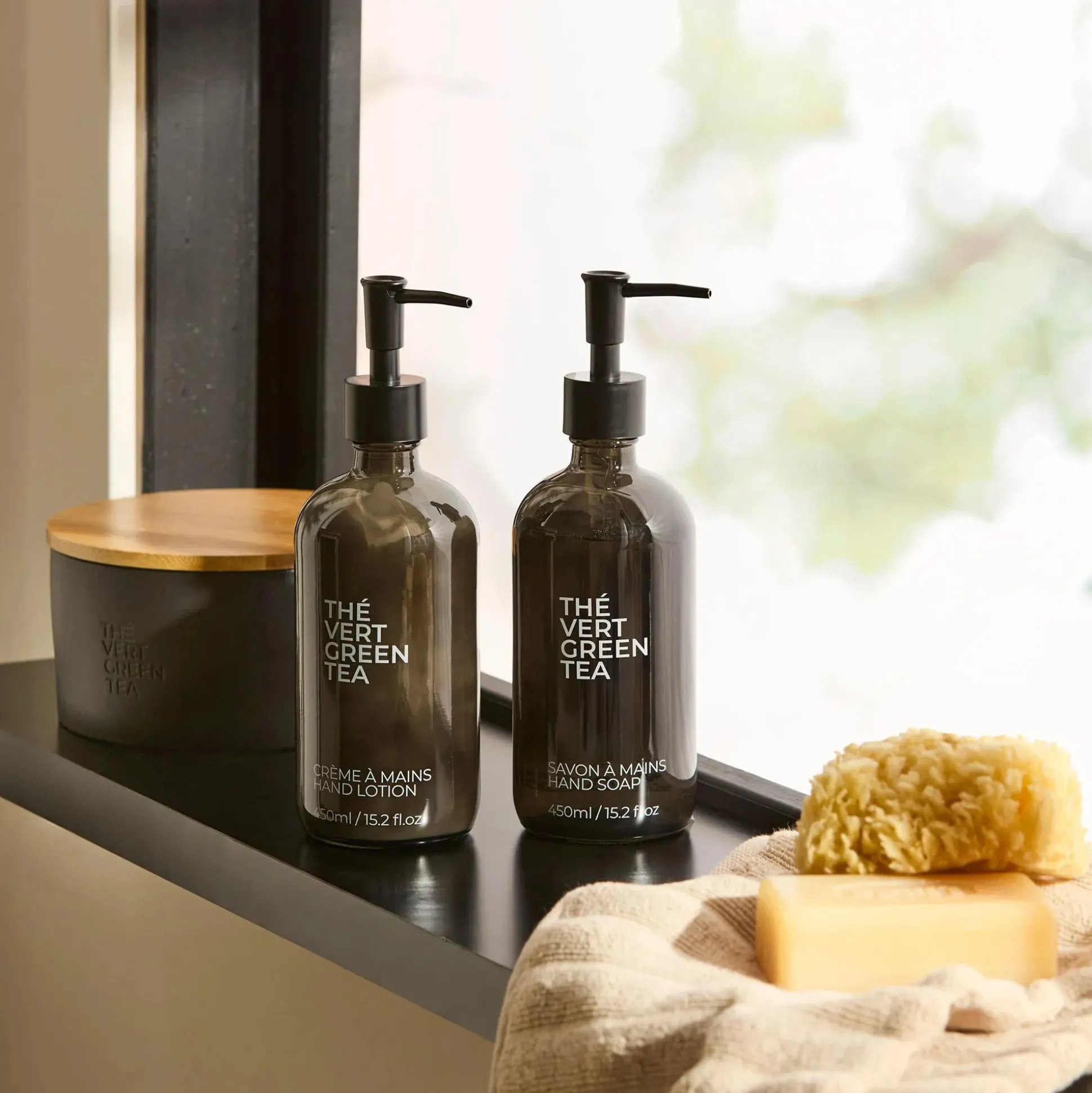 Bouclair Green Tea Candle with Wooden Lid