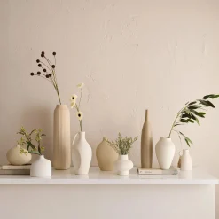 Curved Ceramic Table Vase