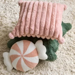 Eida Decorative Throw Pillow