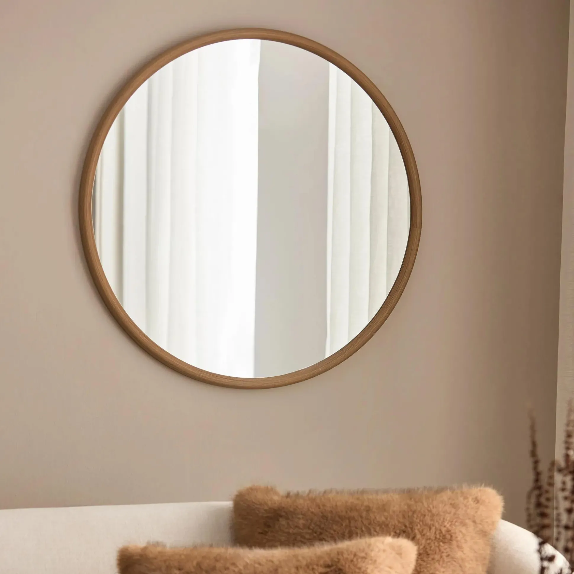 Round Mirror with Natural Frame