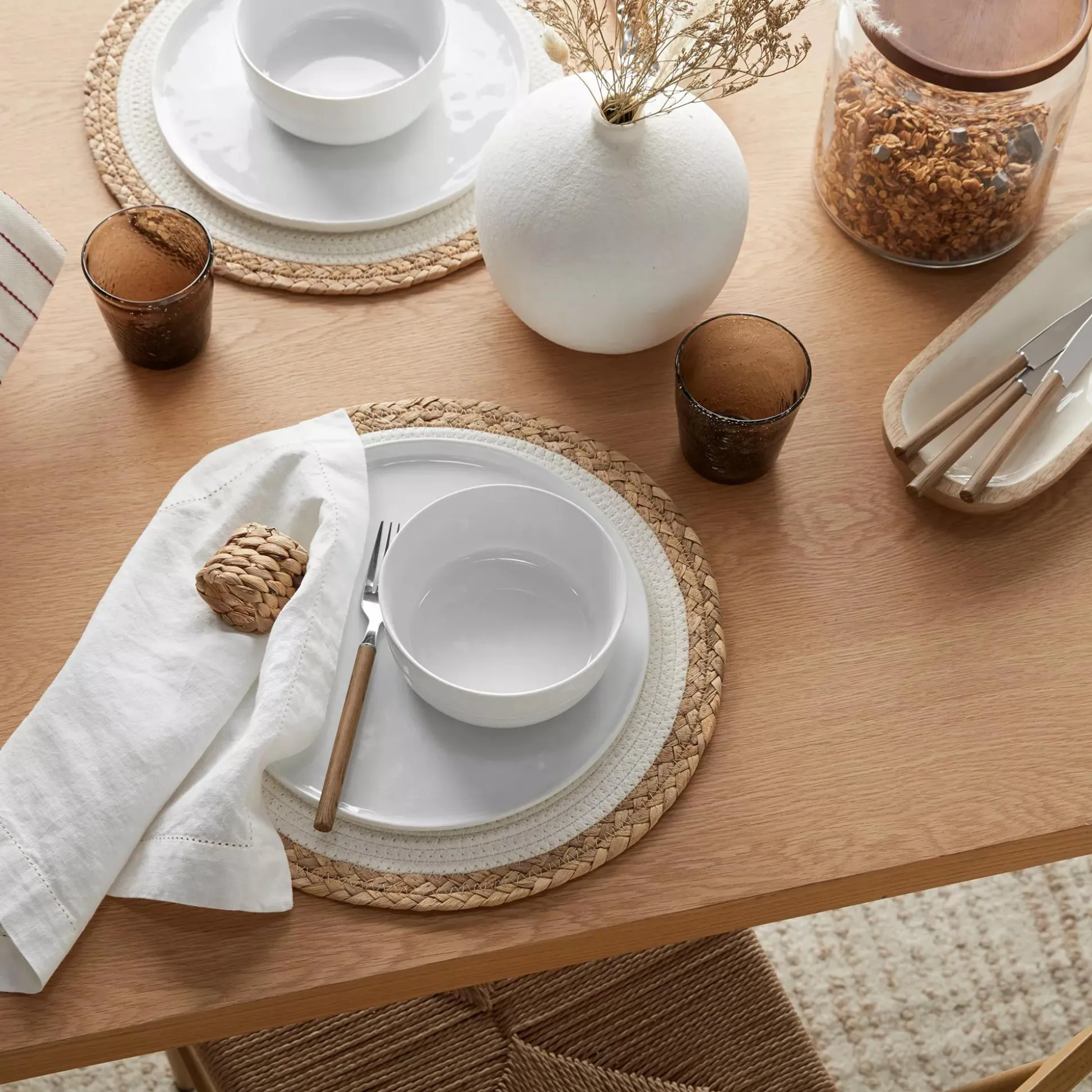 Round Straw Placemat