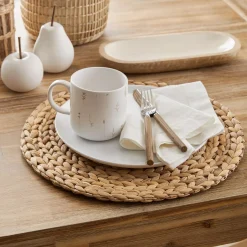 Water Hyacinth Round Placemat
